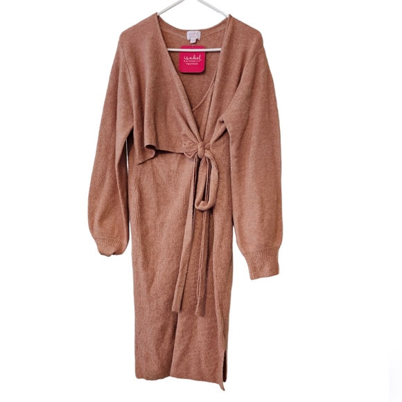 07 Isabel Maternity Sweater Dress - Picture 2 of 10